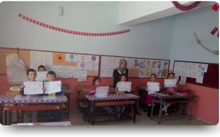 2014-2015 Eğitim-Öğretim Yılı 1. dönem karnelerimizide dağıttık.